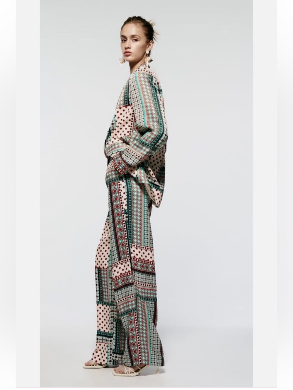 ZARA Retro Patchwork Printed Multicolor Satin-Effect Blazer and matching pants - Picture 5 of 10